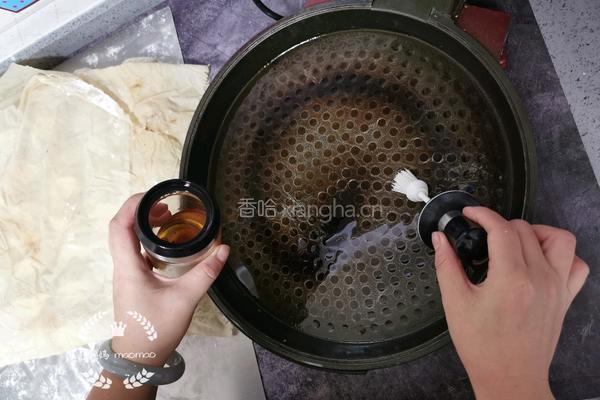 韭菜鸡蛋粉条水煎包的做法图解9