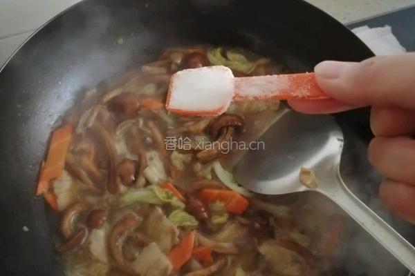 油蘑溜白菜的做法图解12