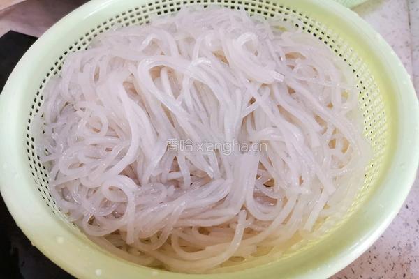 汤粉条的做法图解2