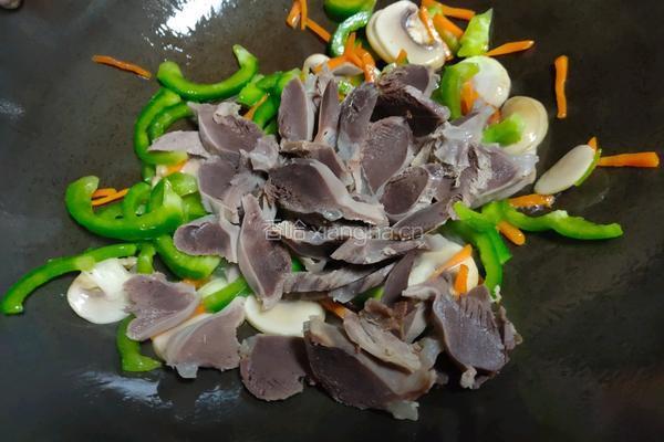 炒鸭肫的做法图解8