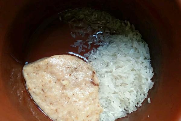 小肠香菇肉末粥的做法图解6