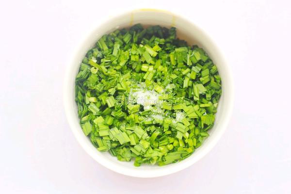 水晶韭菜鸡蛋饺子的做法图解4