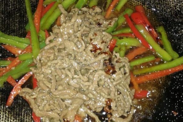 耗油青椒牛肉丝的做法图解6