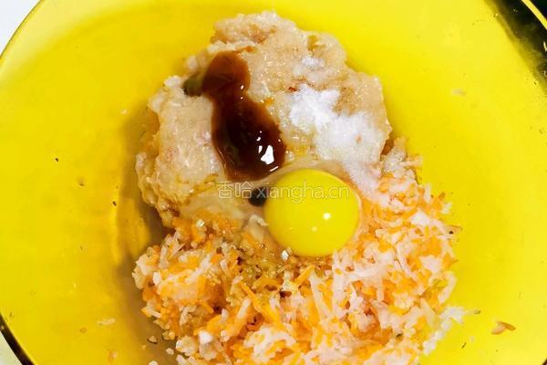 鸡胸萝卜丸子冬瓜汤的做法图解2