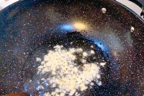 酸芥菜炒肉末的做法图解4