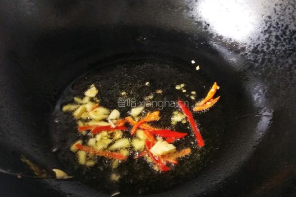 胡萝卜炒豆皮的做法图解4