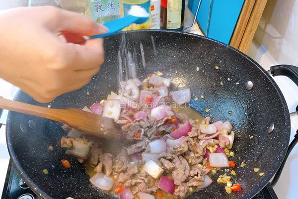 黄牛肉炒洋葱块的做法图解9