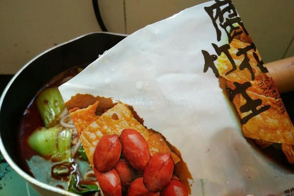 麻辣小龙虾味螺蛳粉的做法图解14