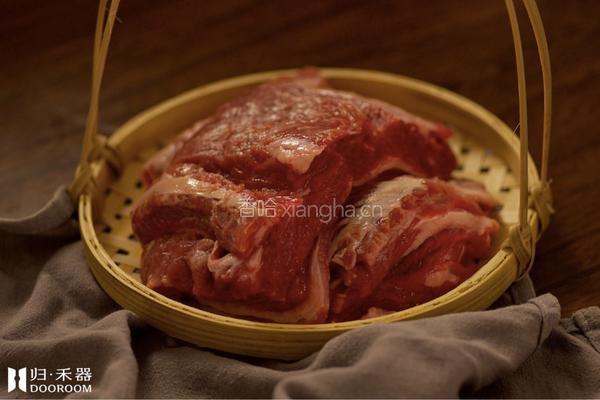 归·古味食谱 | 荤肉食单Vol.1 「水炼犊」的做法图解1