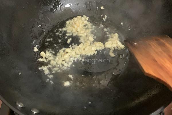 甜玉米炒胡萝卜黄瓜的做法图解4