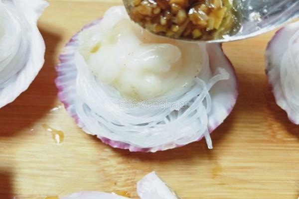 蒜蓉粉丝蒸扇贝的做法图解12