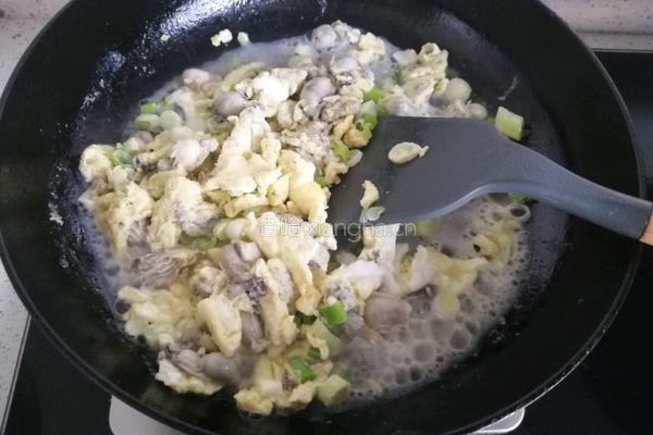 生蚝炒鸡蛋的做法图解10