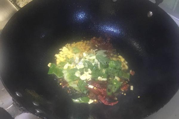 蒜苗回锅肉的做法图解6