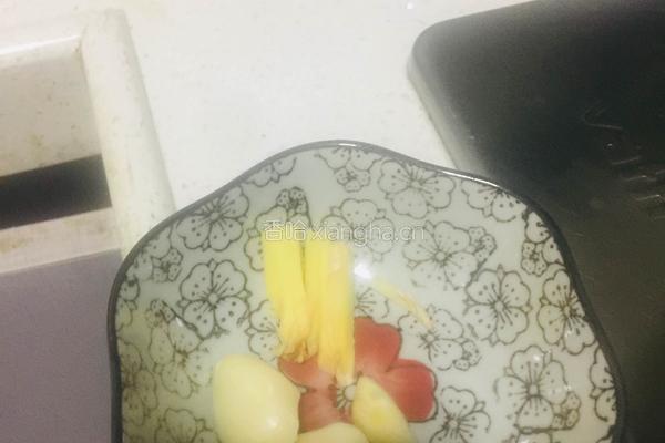 春菜肉丸腐竹煲的做法图解3