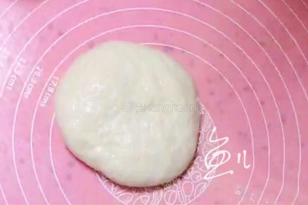 菠萝虾仁披萨的做法图解5