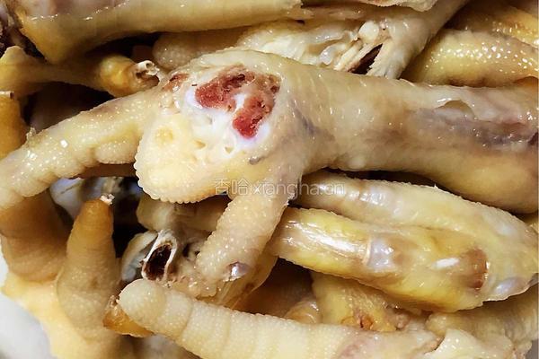 黄豆煲鸡脚的做法图解2