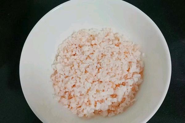 丝瓜鲜虾饼 (宝宝辅食）的做法图解3