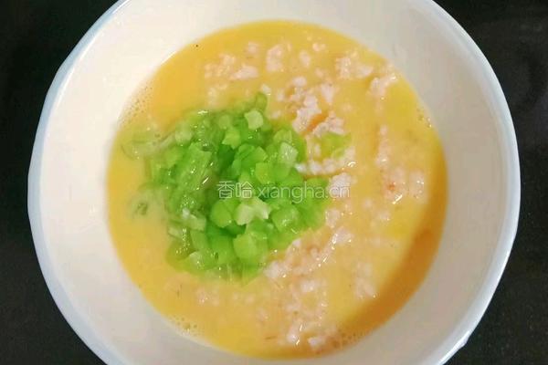 丝瓜鲜虾饼 (宝宝辅食）的做法图解9