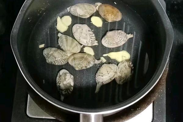 补锌花蛤粥 (宝宝辅食）的做法图解4