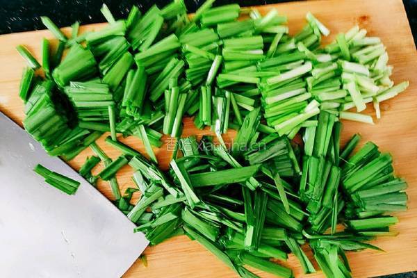 虾仁炒韭菜的做法图解6