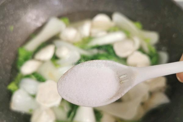 墨鱼丸小油菜豆腐菜的做法图解8