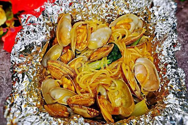 锡纸花甲米线的做法图解13