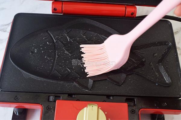 豆沙鲷鱼烧的做法图解11