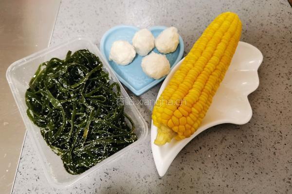 海带玉米鱼丸汤的做法图解1