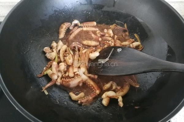 洋葱炒鱿鱼须的做法图解9