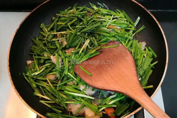 花蛤肉炒韭菜的做法图解10