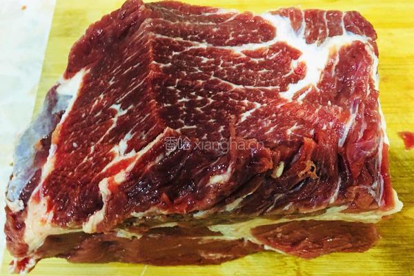 小炒牛肉的做法图解1