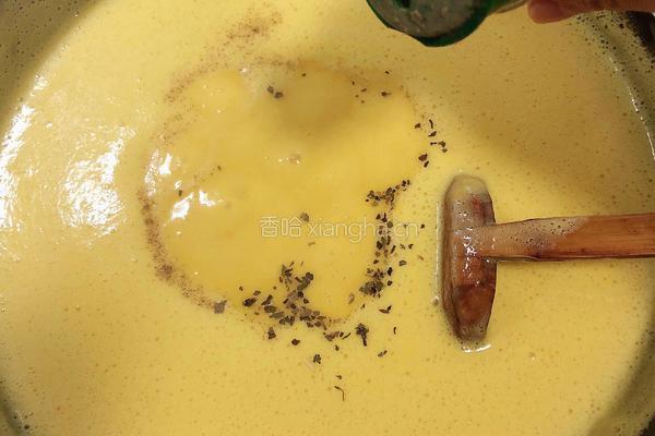 奶油南瓜虾仁浓汤的做法图解18