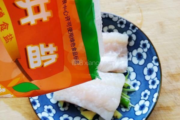 清蒸巴沙鱼的做法图解2