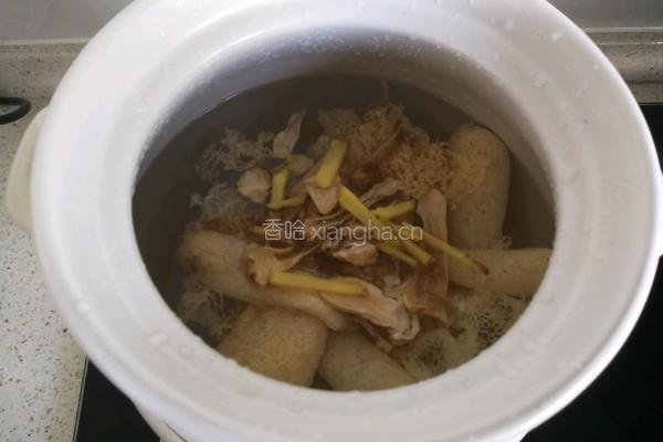 虾仁玉米滋补汤的做法图解10