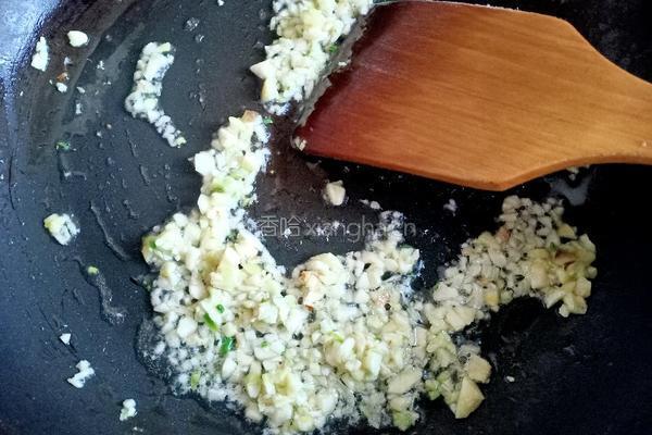 蒜蓉粉丝蒸开背虾的做法图解6