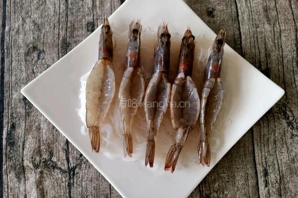 蒜蓉粉丝蒸开背虾的做法图解10