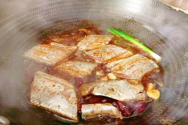 家常木瓜香菇带鱼的做法图解10