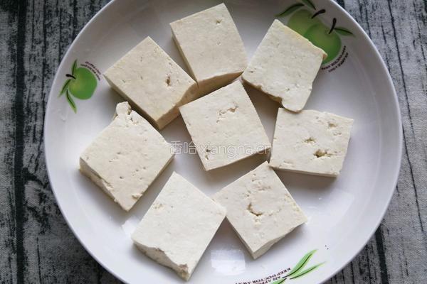 鱼肉酿豆腐的做法图解5