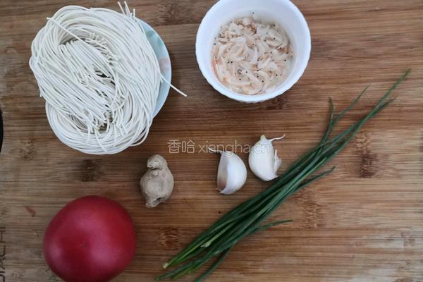 虾皮番茄面的做法图解1