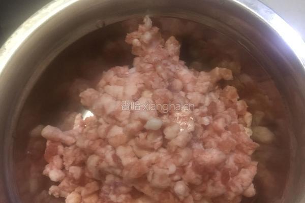 美味炸酱的做法图解1