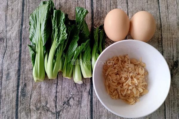虾皮油菜鸡蛋饼的做法图解1