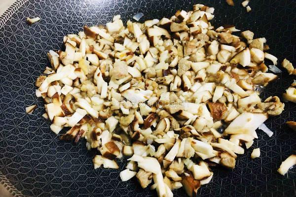 香菇肉酱饭的做法图解5
