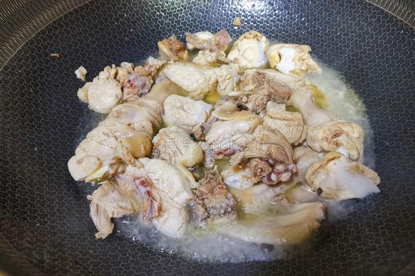 辣椒炒鸡肉的做法图解6
