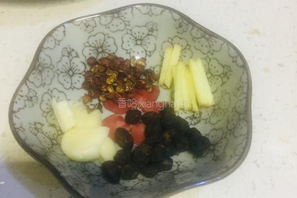 西芹炒素鸡的做法图解4