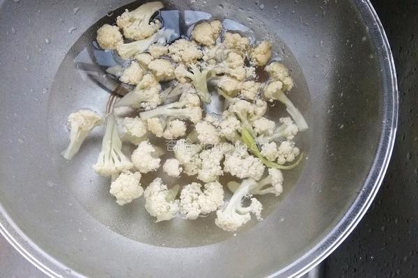 炒花菜的做法图解1