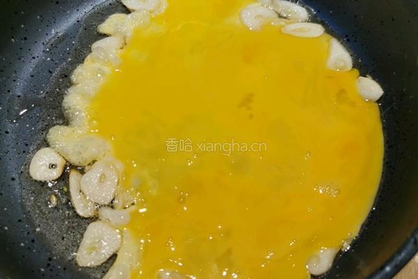 榨菜炒鸡蛋的做法图解5
