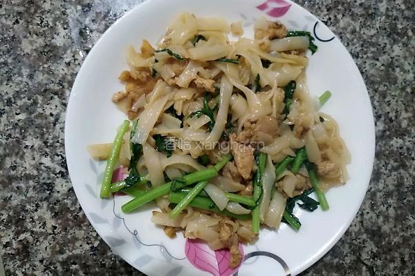苘蒿瘦肉炒河粉的做法图解8