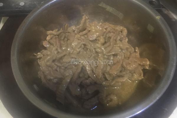 胡萝卜丝炒牛肉丝的做法图解3
