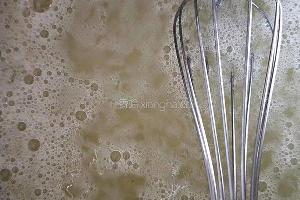 电饭锅蛋糕的做法图解1