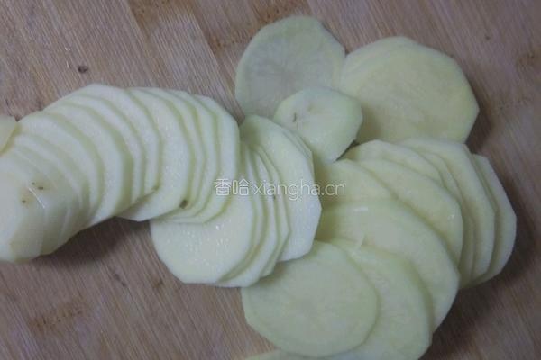孜然土豆片的做法图解2